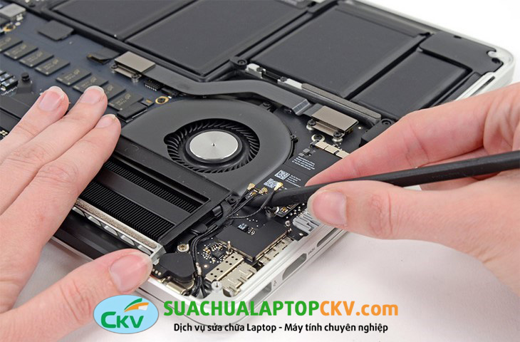 Tại Sao Quạt Tản Nhiệt Laptop Không Quay Và Cách Khắc Phục